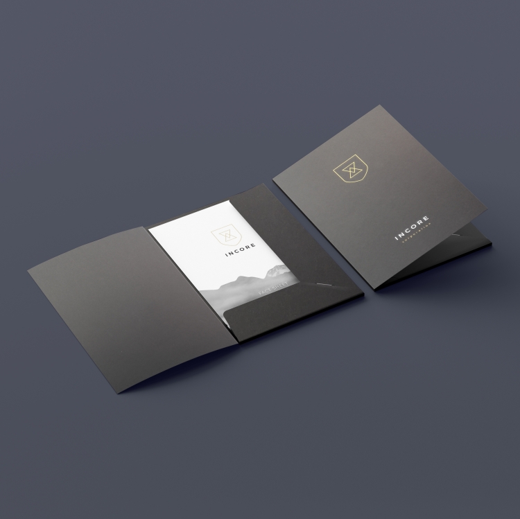 FOLDERS // NATURAL BLACK <br /> PAPER // PANTONE GOLD